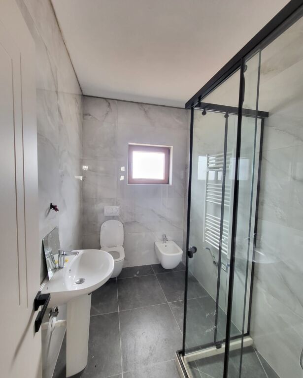 🏡 Villa su 3 Piani in Affitto – TEG