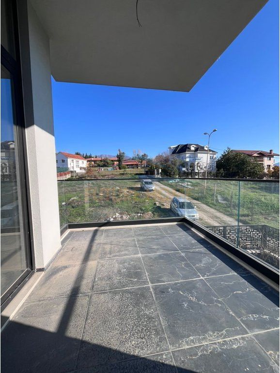 Vendesi in vendita, villa su 2 piani