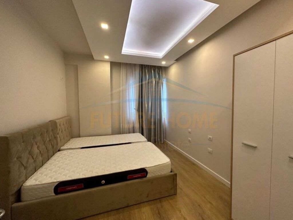 Shitet, Apartament 2+1+2, Liqeni i Thate