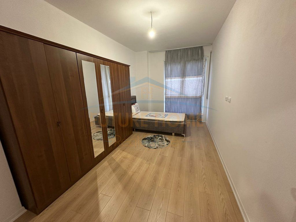 Qira Apartament 2+1+2, Jordan Misja, Tiranë