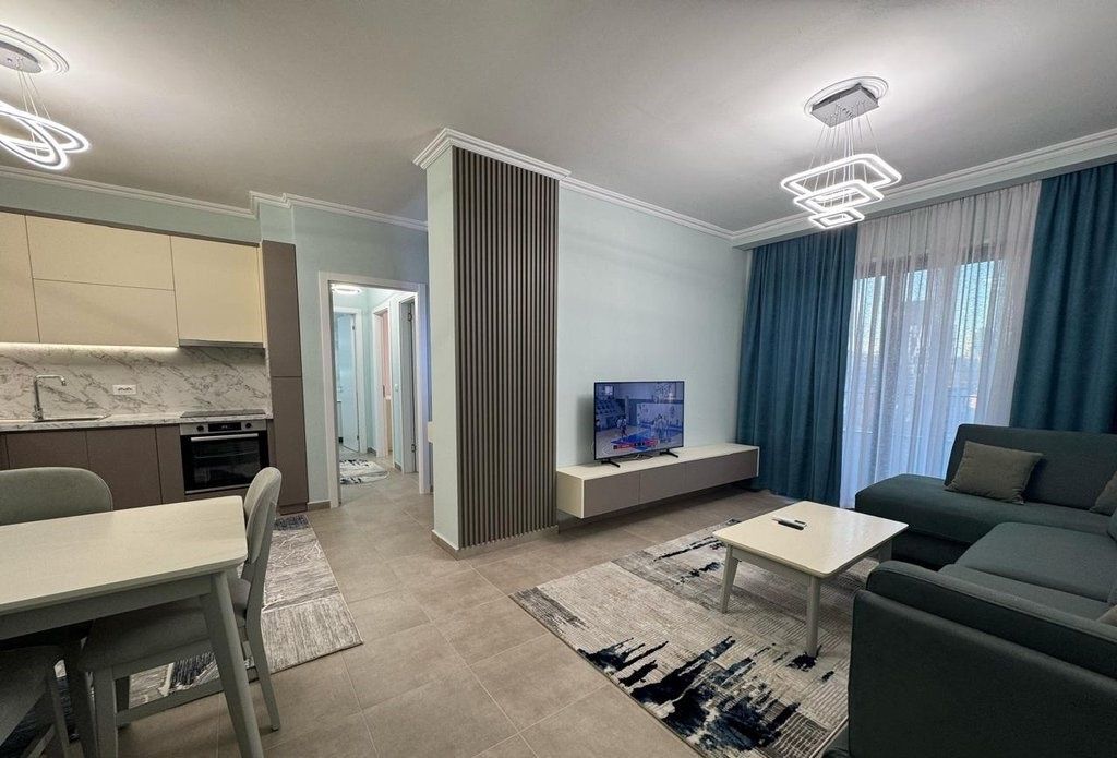 Super Apartament 2+1+2, prane Statcionit te Trenit, fillimi Bulevardit te Ri!