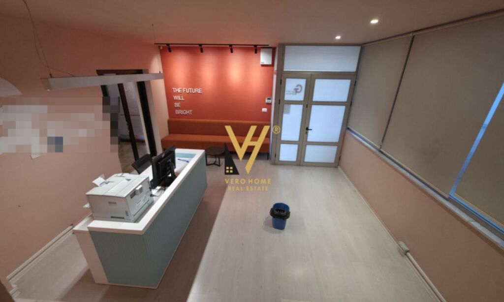 UFFICIO 200 M2 IN AFFITTO A FARKE 2.000 EURO