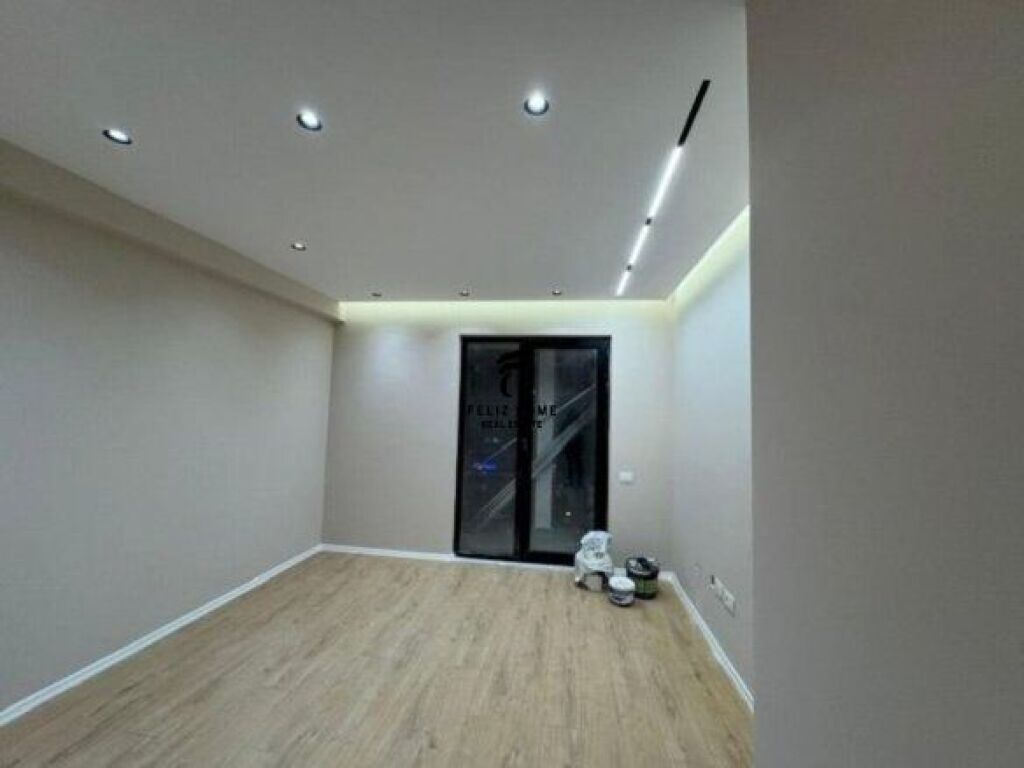 OFFICE FOR RENT 85 M2 PARIS MUNICIPALITY 1,000 EURO FH-67235