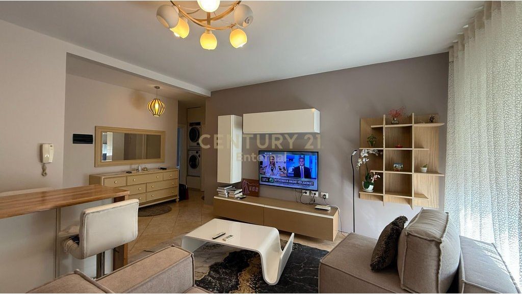 Apartment 2+1 For Rent Elbasan Street
