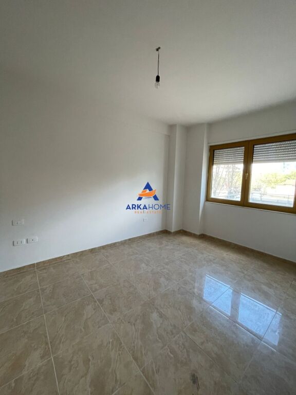UFFICIO IN AFFITTO 104M2 "TORRI GEMELLI (DIETRO SKY TOWER)" 2675 EURO
