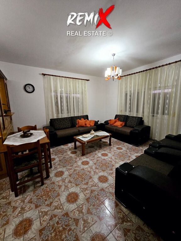FOR RENT 2ND FLOOR OF A VILLA NEAR SKËNDERBEU CANTEEN, DURRËS