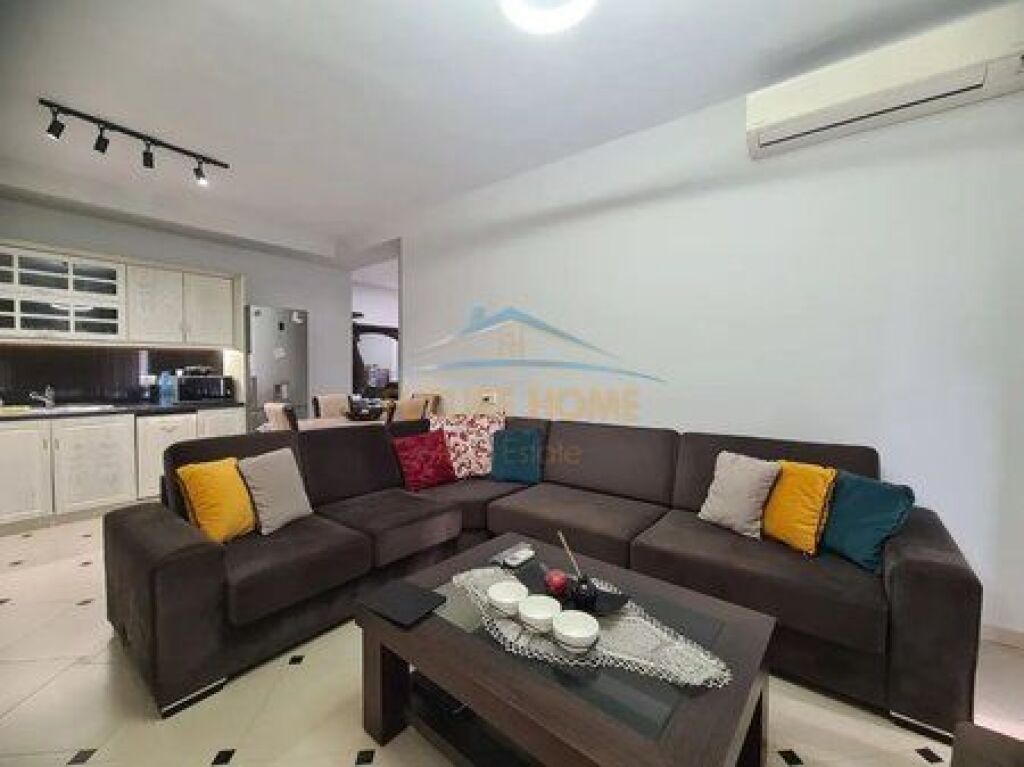 Qera,Apartament 2+1+2 ,Yzberisht