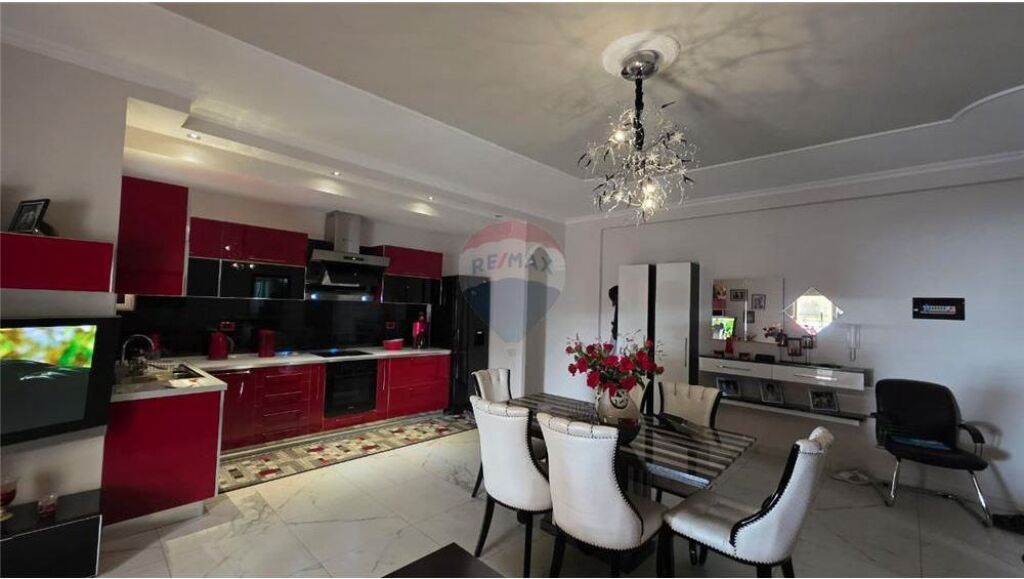 🏡 Apartament 2+1 për Shitje – Vlorë (pranë Kishës Ortodokse)  