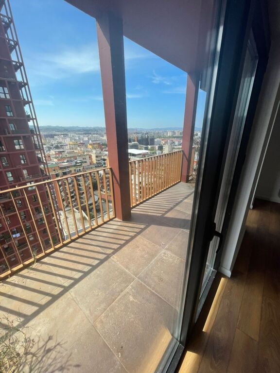 Garden Building, office space for rent 2+1+2 (150m2)