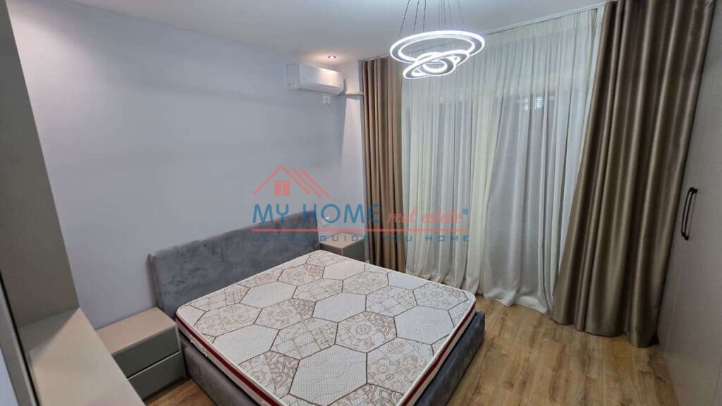 Apartament 1+1 me qera Rruga 5 Maji Tirane
