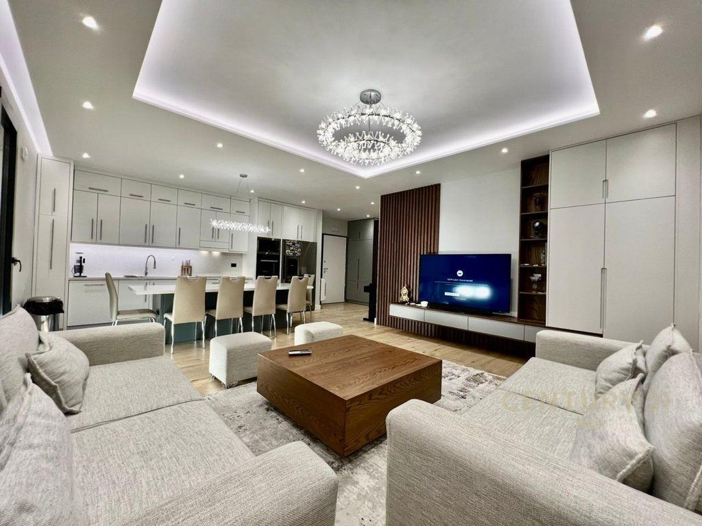 APARTMENT 3+1+2 FOR SALE IN LUNDËR, NEAR TEG!