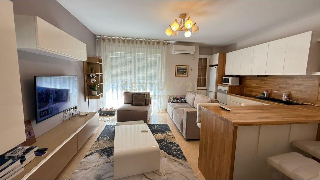 Apartment 2+1 For Rent Elbasan Street