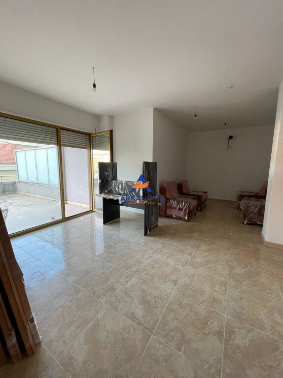 UFFICIO IN AFFITTO 104M2 "TORRI GEMELLI (DIETRO SKY TOWER)" 2675 EURO