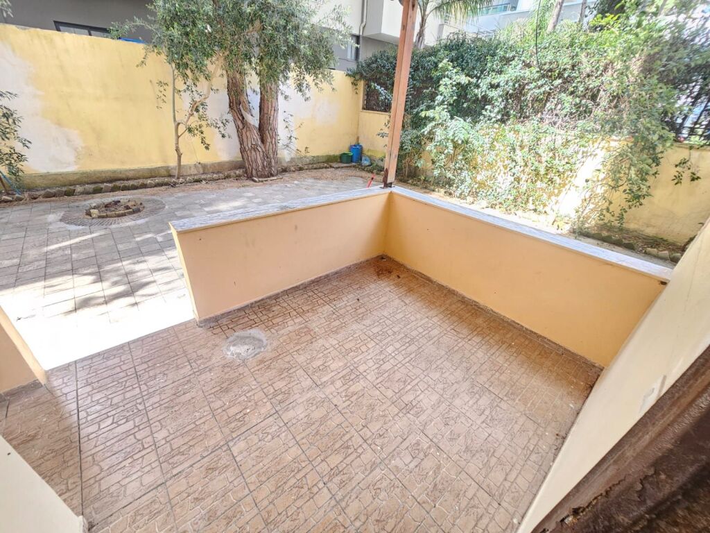 🏖️ VENDESI APPARTAMENTO 1+1 CON CORTILE – ROCCIA DI KAVAJË, DURRËS
