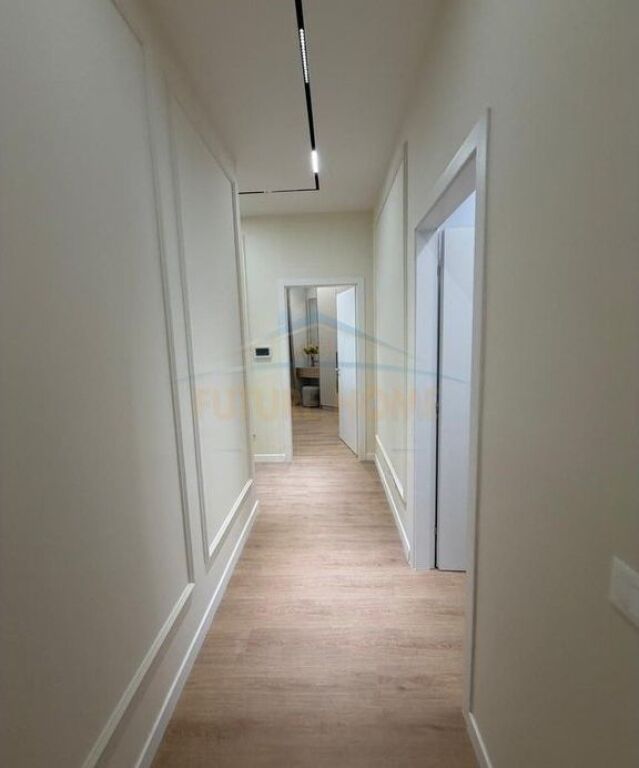 Rent, 2-Storey Villa, Green Valley, Dry Lake, Tirana