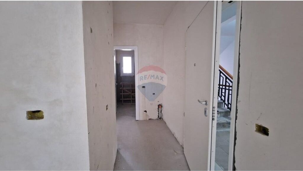 Apartament 2+1 në Shitje – Lagjja Pelivan Leskaj, Vlorë