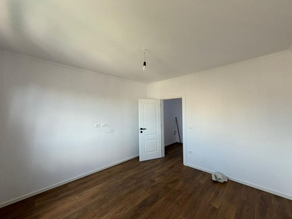 Apartment 1+1 for sale in Porcelan.