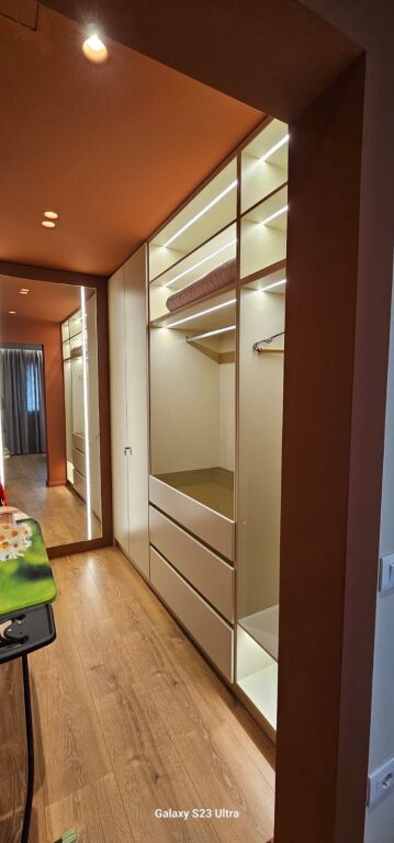 Super appartamento 1+1+parcheggio Sima Com