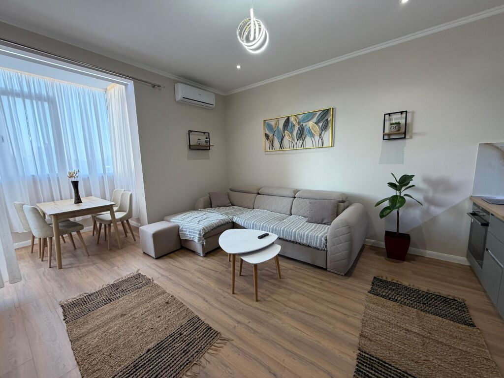 Apartament me qera 1+1 Perballe Deliorgjit