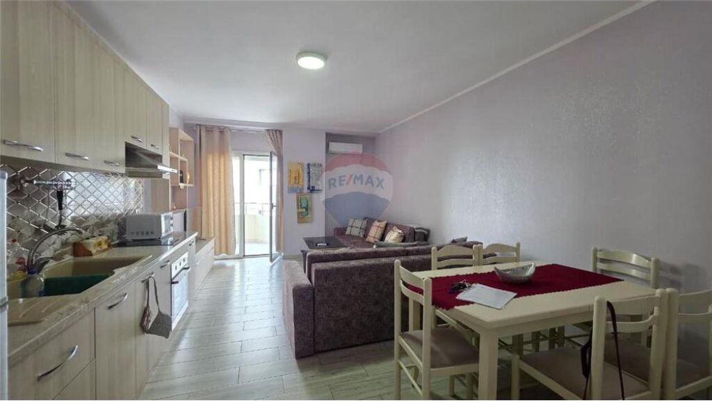 🌊 Apartament 1+1 me Qira – Lungomare, pranë Oslo, Vlorë