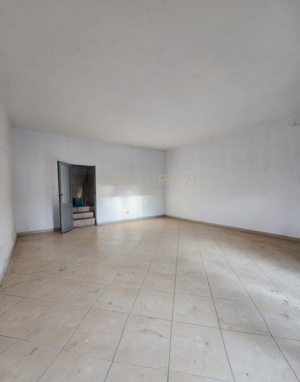 Locale commerciale in vendita! 88.000 €