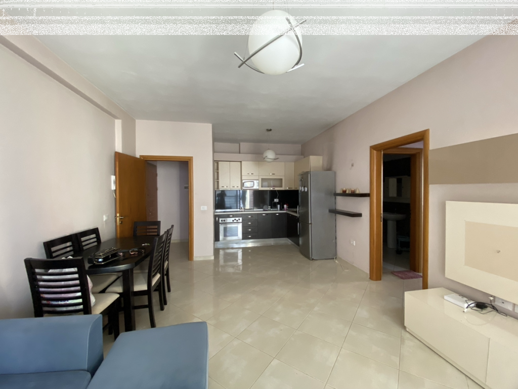 Apartment me qera