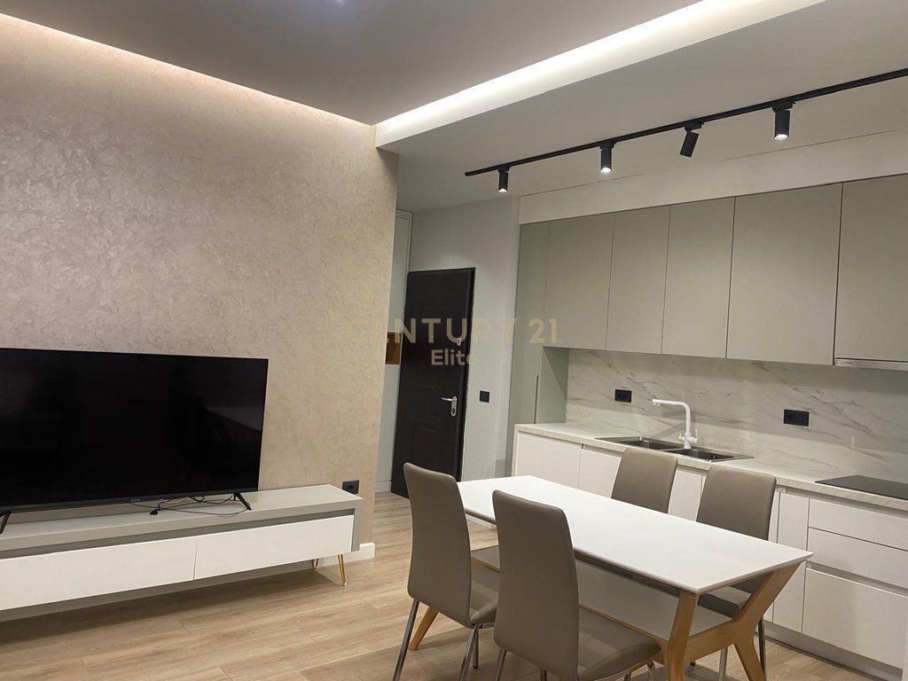 LUXURY APARTMENT 2+1+2 FOR RENT ON KOSOVAREVE STREET