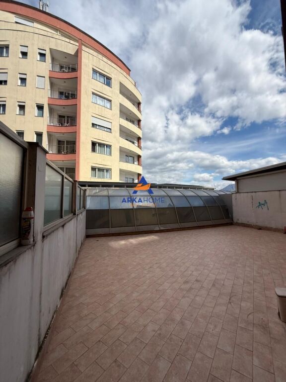APARTMENT FOR RENT 1+1 + VERANDA "UNAZA E RE PRANE BOHEMIT" 400 EURO