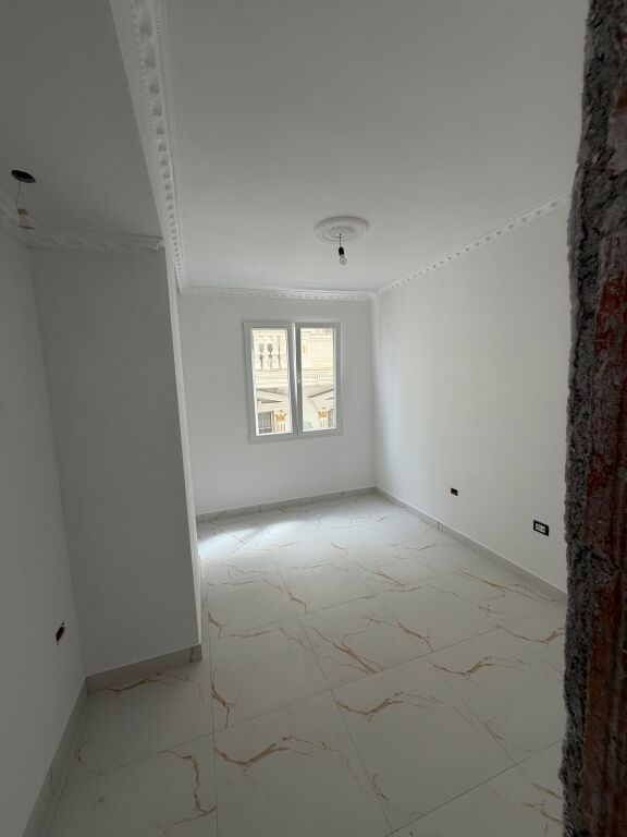 Vendesi 2+1 Spiaggia 120000€