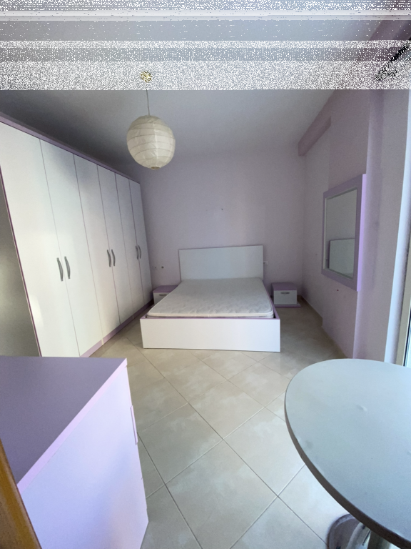Apartment me qera