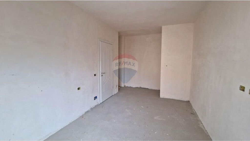 Apartament 2+1 në Shitje – Lagjja Pelivan Leskaj, Vlorë