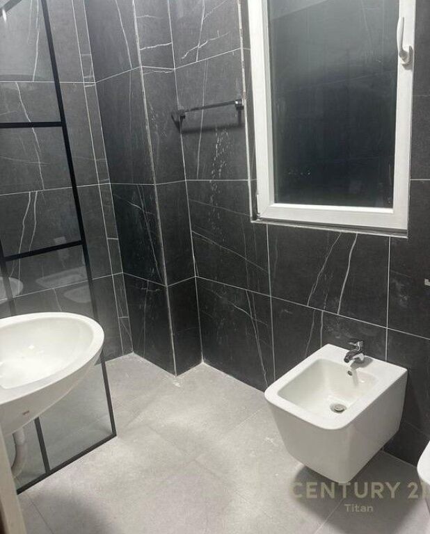 Affittiamo appartamento 1+1 a Laprakë