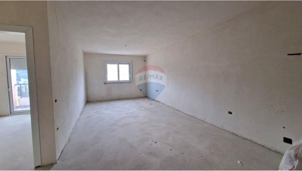 Apartament 2+1 në Shitje – Lagjja Pelivan Leskaj, Vlorë