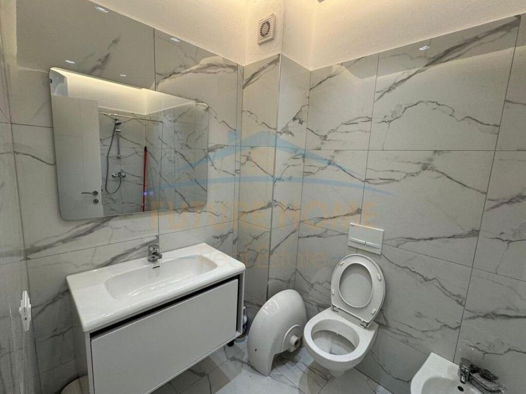 Affitto, Appartamento 1+1, Complesso Aura, Via Dritan Hoxha
