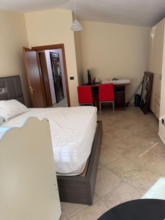 IN VENDITA  APPARTAMENTO  1+1 , 30 m dal mare , SHKEMBI KAVAJES ,  DURRËS – VICINO HOTEL MAJESTIC