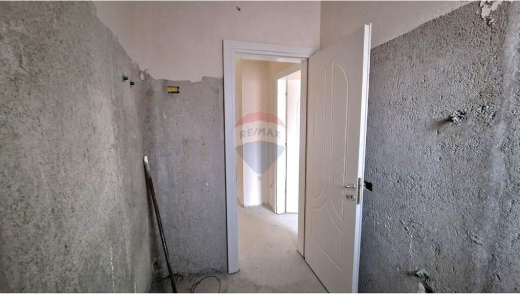 Apartament 2+1 në Shitje – Lagjja Pelivan Leskaj, Vlorë