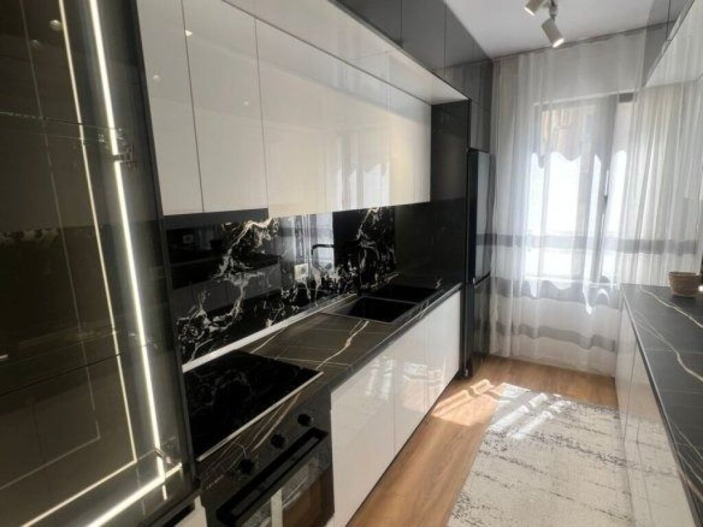 FOR SALE APARTMENT 2+1+2 KAVAJES STREET 265,000 EURO FH-67471