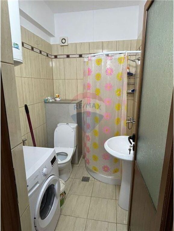 Apartament 1+1- Për Qira afatgjatë- Rruga Dhimitër Konomi, Vlorë