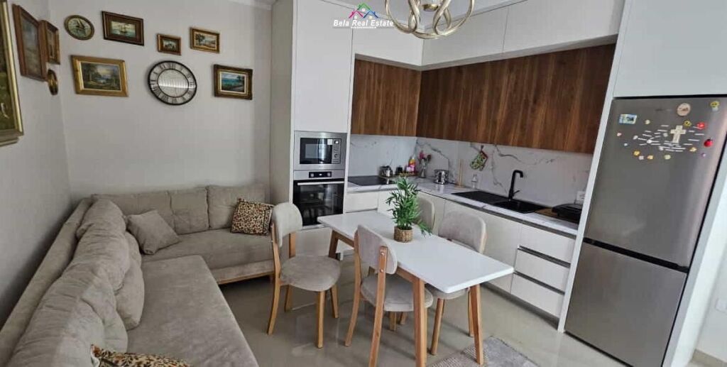Appartamento In Affitto 2+1 Vicino All'ex Dogana (ID B2201828) tirane