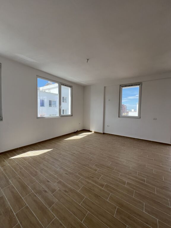Apartment 2+1 for Sale Unaza e Re. Tirana