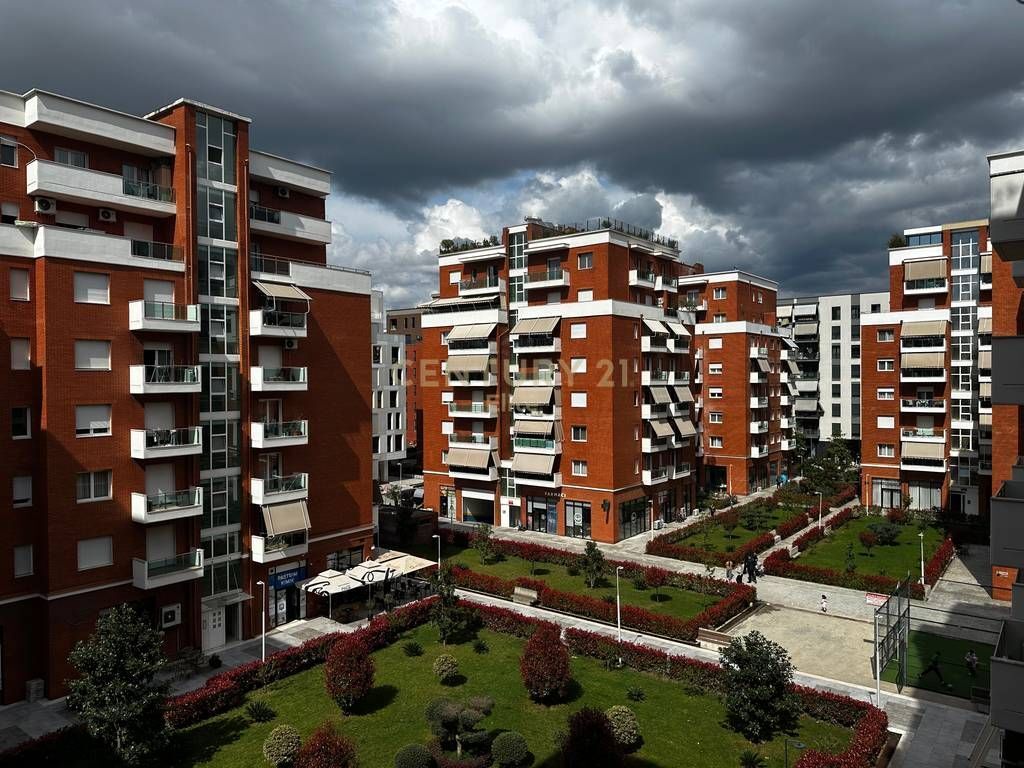 Vendesi appartamento 2+1+2+2 Posti auto, Residenza Sima-com