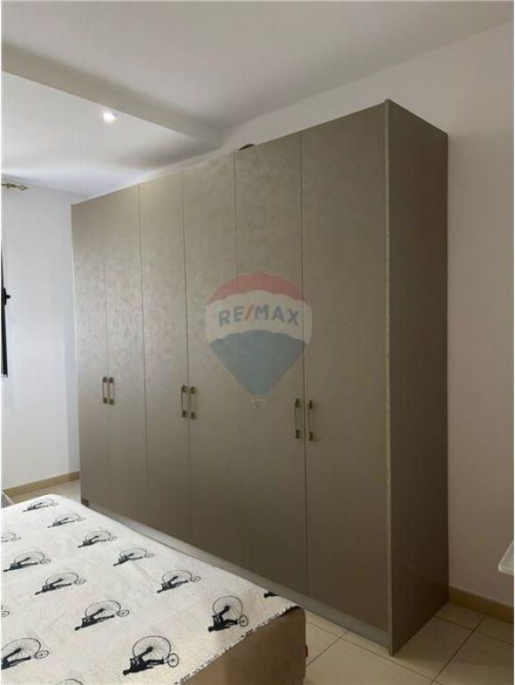 Apartament 1+1- Për Qira afatgjatë- Rruga Dhimitër Konomi, Vlorë