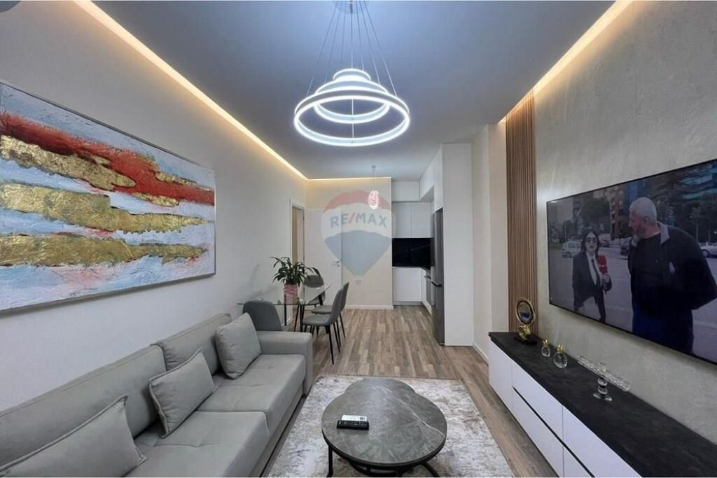 Super apartament 1+1 per qira ,Rruga e Kosovareve