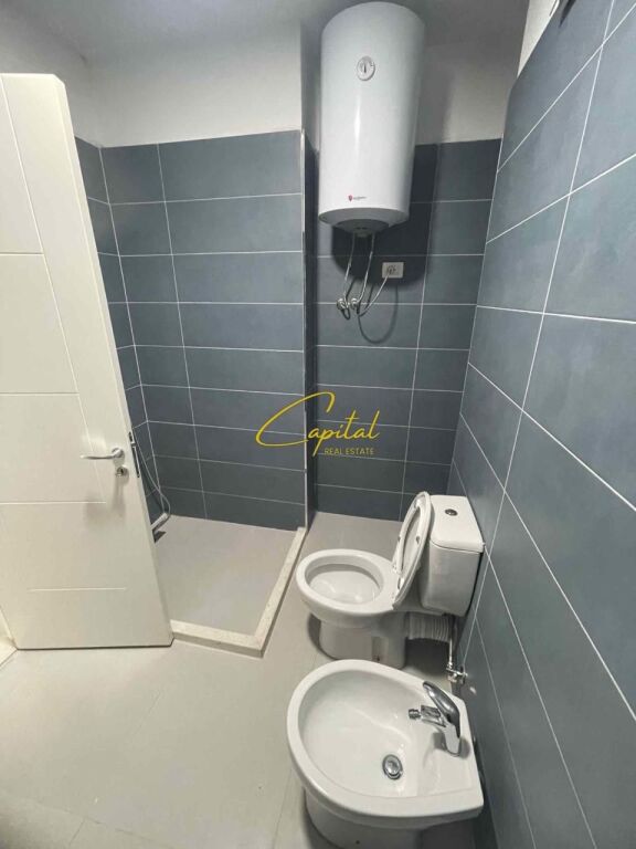 UFFICIO IN AFFITTO 110 M2 VIA DIBRES 40.000 LEKE