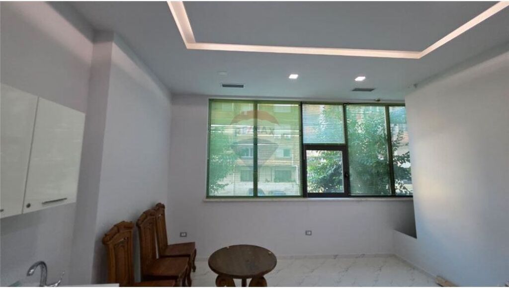 Dental Clinic- For Sale - Hajredin Haxhiraj Street, Vlorë