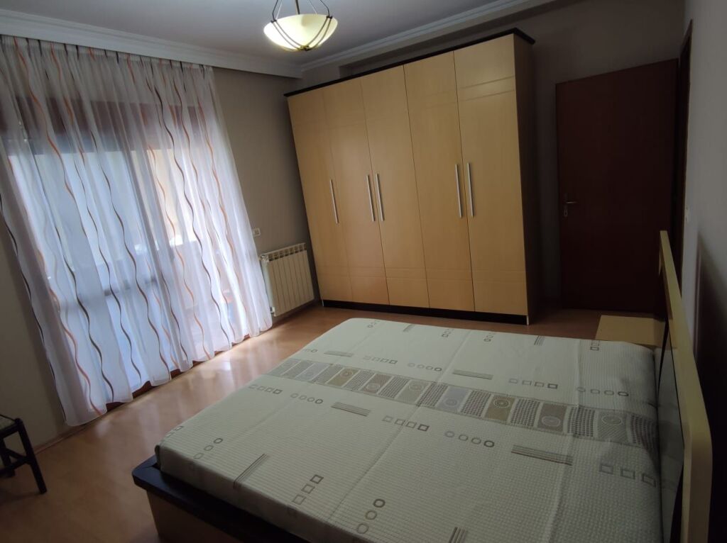 Behind the Ballet School_For Rent 1+1