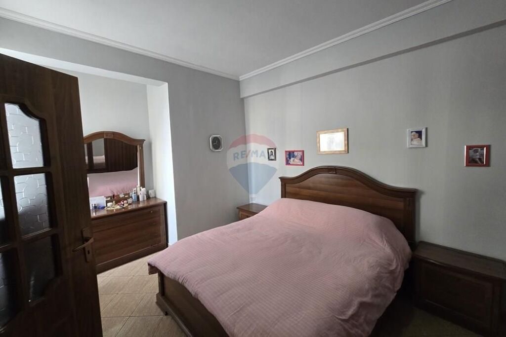 Appartamento In Vendita nel Bllok Via Abdyl Frashëri, Tirana