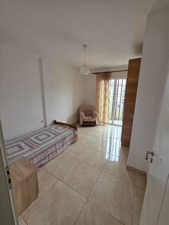 In affitto. 2+1 Apt. SENZA COMMISSIONE. 500€ Astir