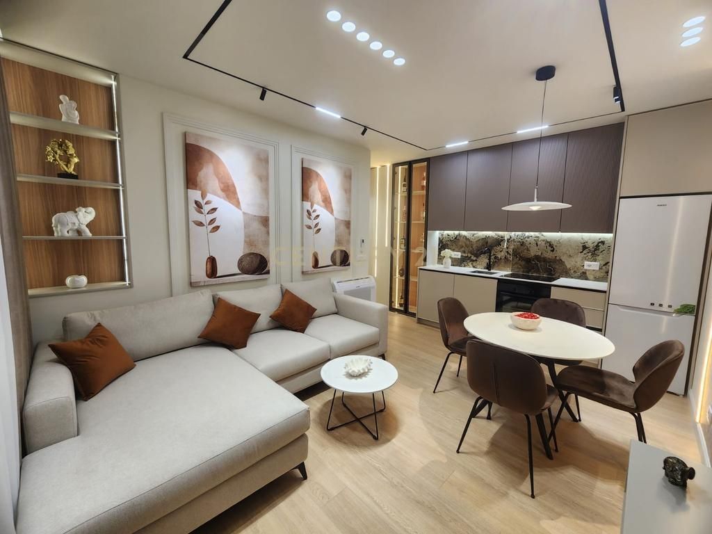 Shitet Apartament 1+1 ne zonen e Plazh, Durres!