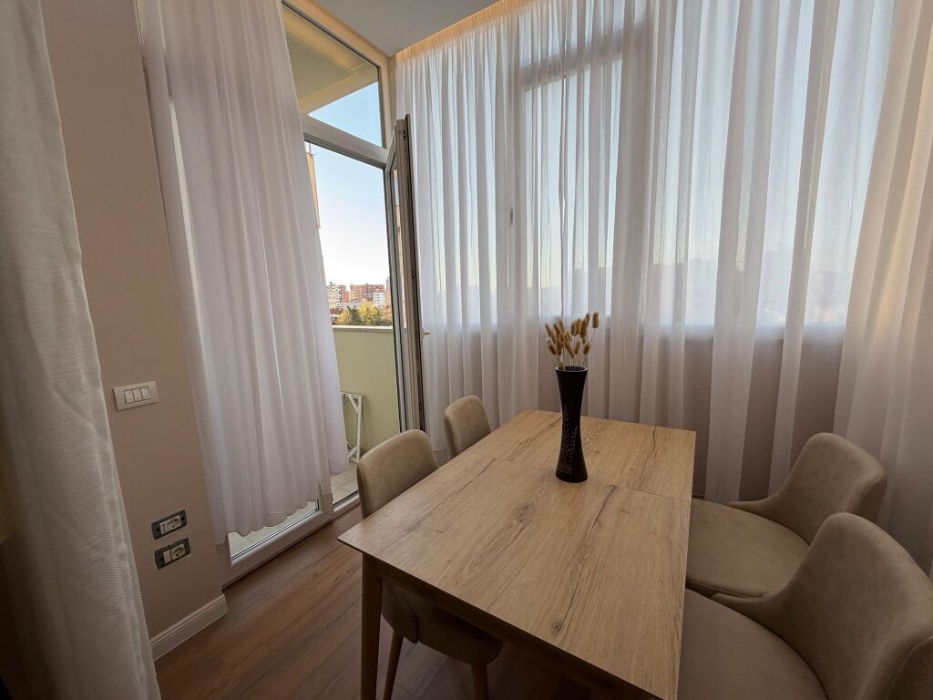 Apartament me qera 1+1 Perballe Deliorgjit